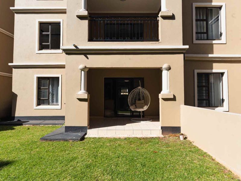 Modern 2Bedroom, 2Bathroom, Ground Floor Apartment, Private Garden - Photo 8