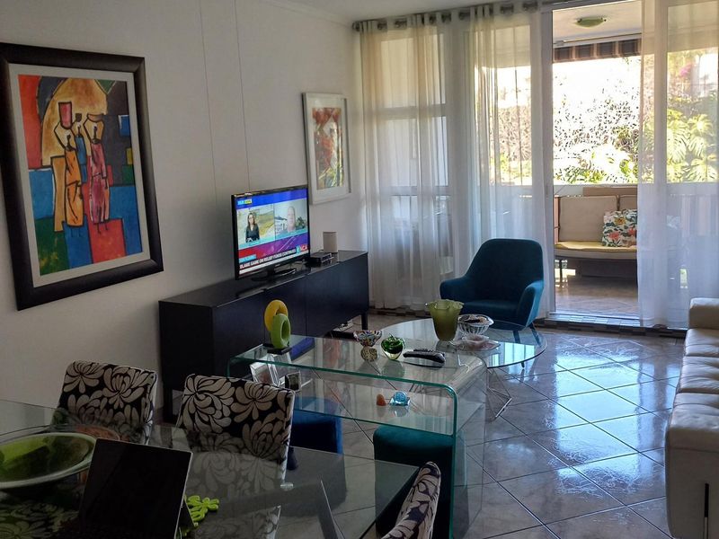 SPACIOUS TWO BEDROOMS - Photo 9