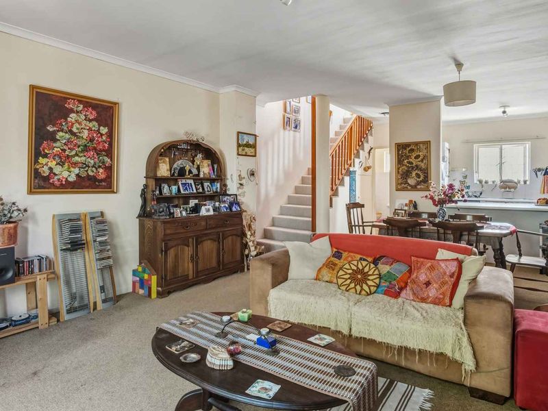 Magical Townhouse in Manor Gardens - Photo 5