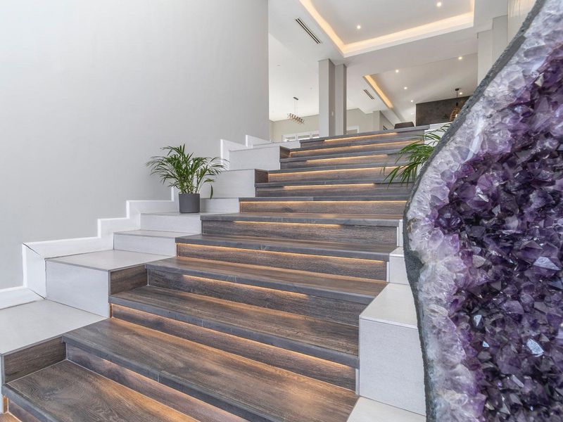 Contemporary Elegance with Exceptional Family Living in Waterfall Country Estate - Photo 7