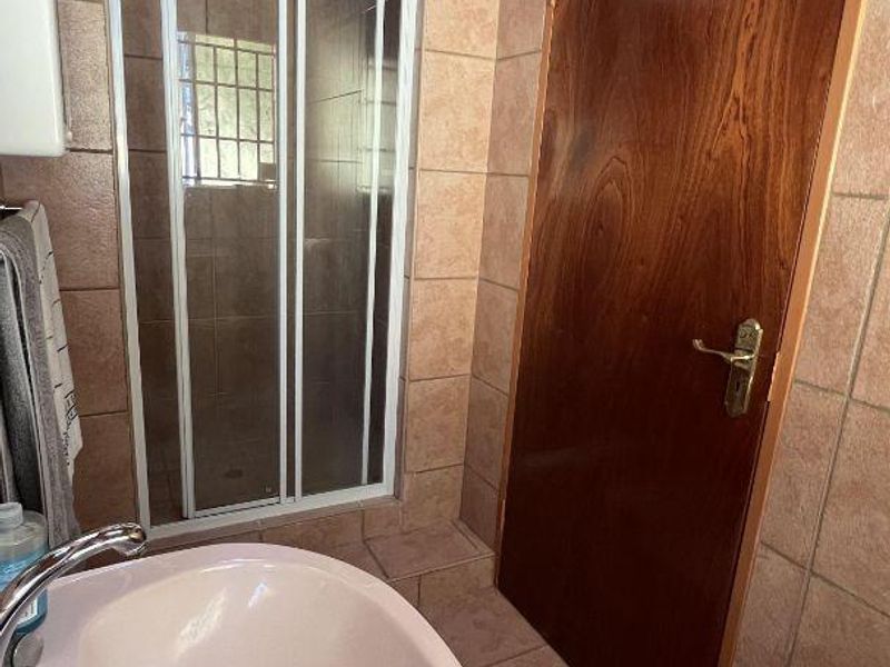 LUDWIGSDORF - ALL ON ONE LEVEL! - Photo 9