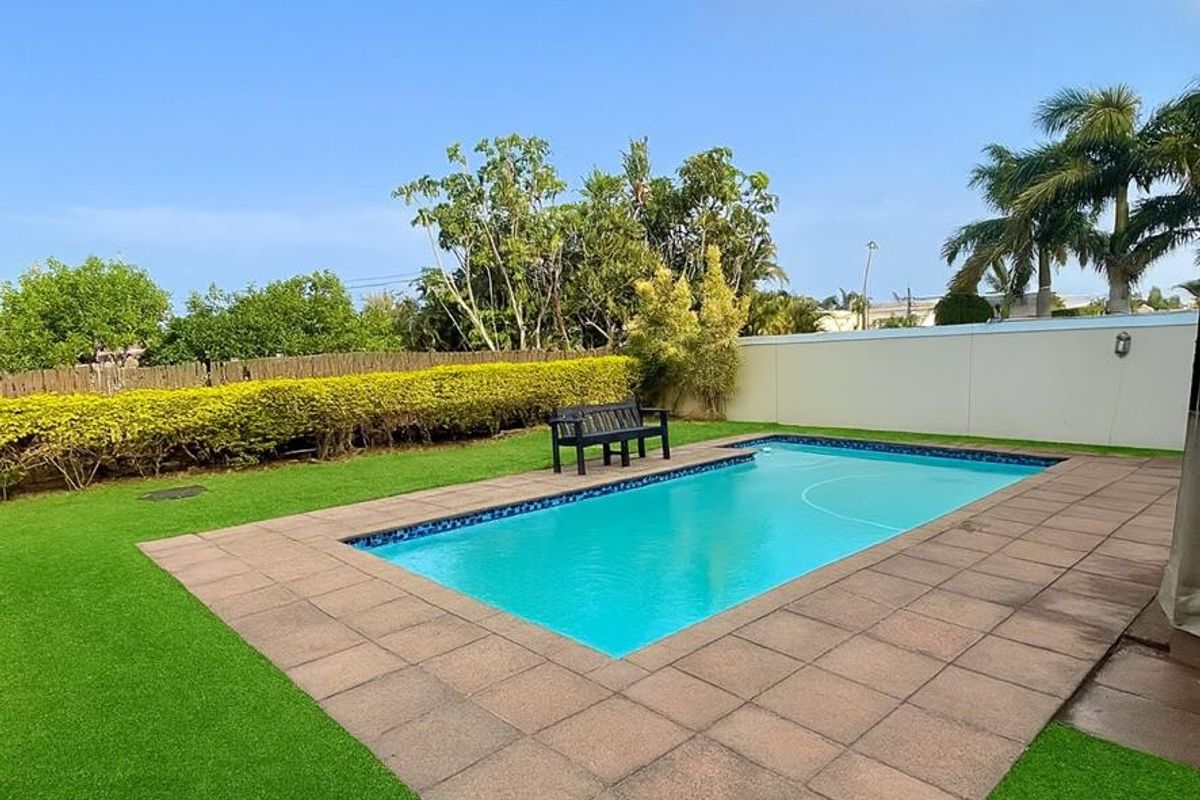 Hendra - Modern 4-Bedroom Home for Sale in Prestigious Izinga Ridge - Photo 2