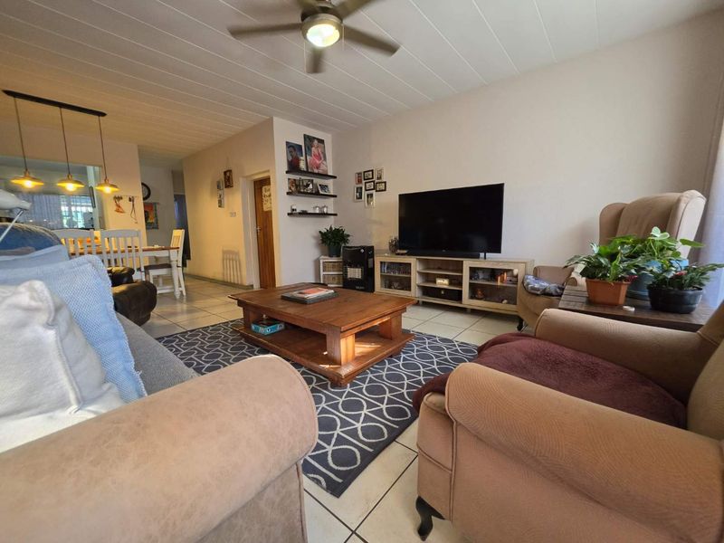 2 Bedroom Townhouse for Sale in New Redruth Alberton - Photo 6