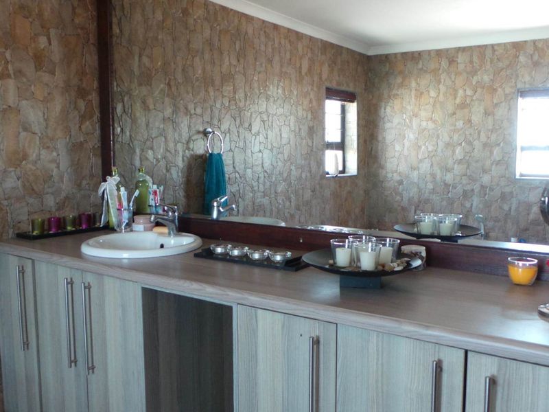 Perfect for the large family and the entertainer! - Photo 9