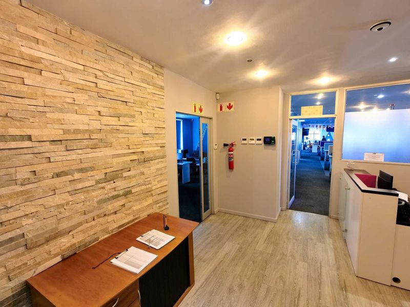 Spacious Corporate Office in The Colosseum | Gateway to Century City - Photo 5