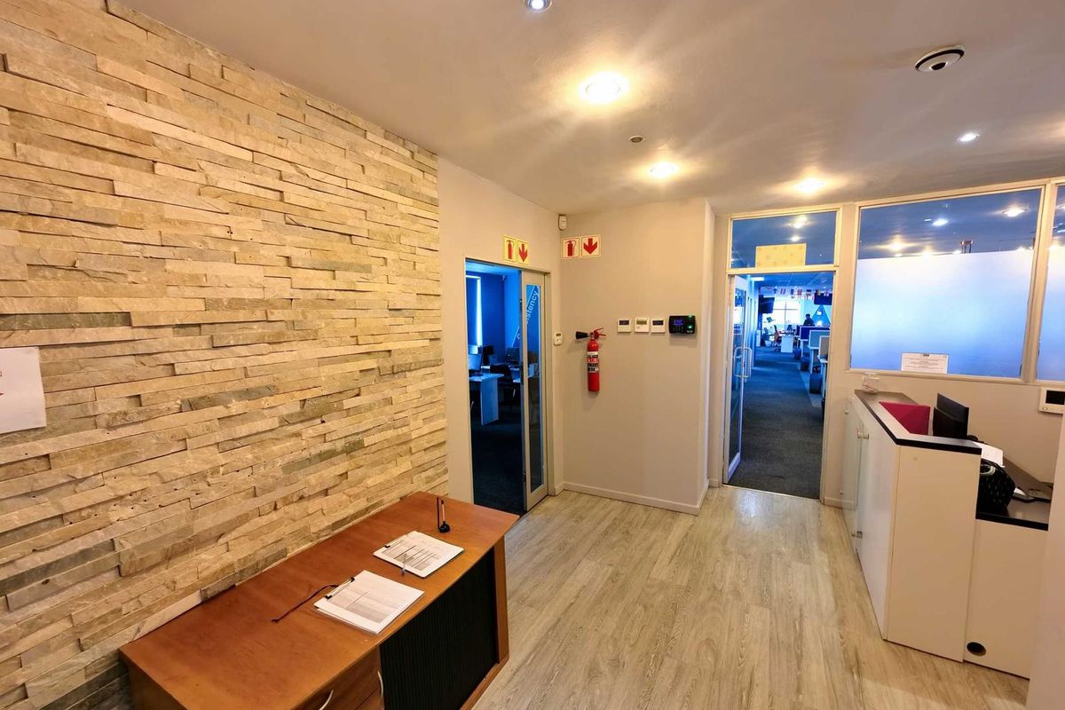 Spacious Corporate Office in The Colosseum | Gateway to Century City - Photo 5