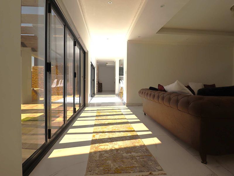 5-Bedroom House with Study Room for sale, Kramersdorf (Swakopmund, Namibia) - Photo 9