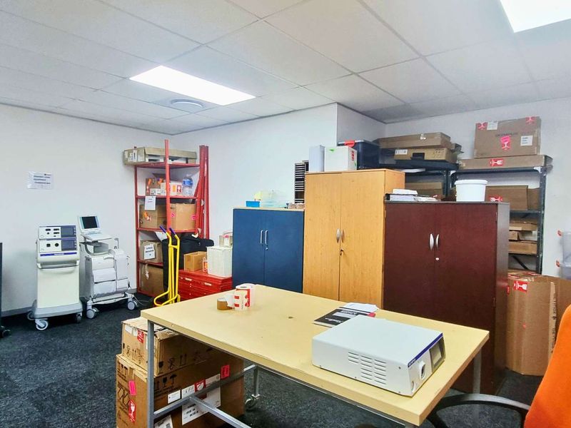 Office to Let | Umhlanga Commercial Belt | Ground Floor | ±235 m2 - Photo 7