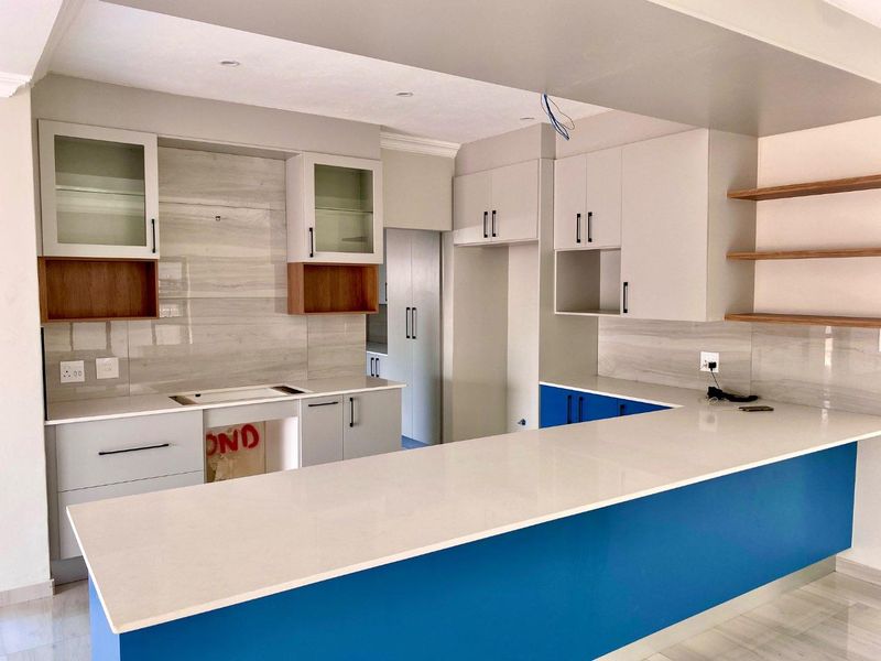 **Luxurious Living at Roodepark Eco Estate** - Photo 6