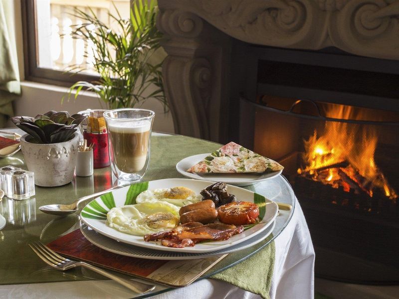 Premier Hospitality Investment | Established Guest Lodge in the Heart of the Panorama Region - Photo 9