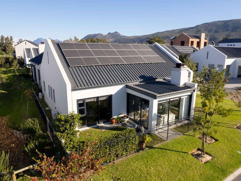 Modern Two-Bedroom Corner Home Bordering a Greenbelt in Paarl Valleij Lifestyle Estate & Farm - Photo 2