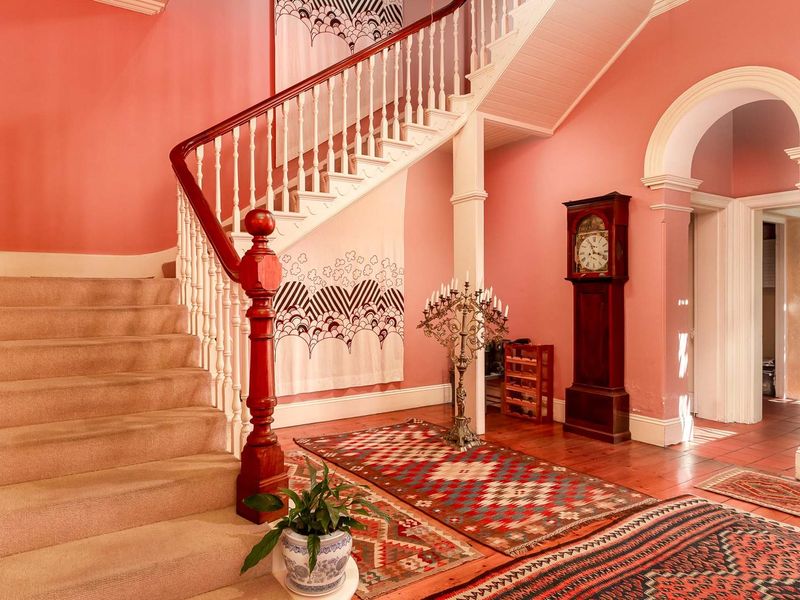 **Charming Heritage Victorian in Bantry Bay** - Photo 10