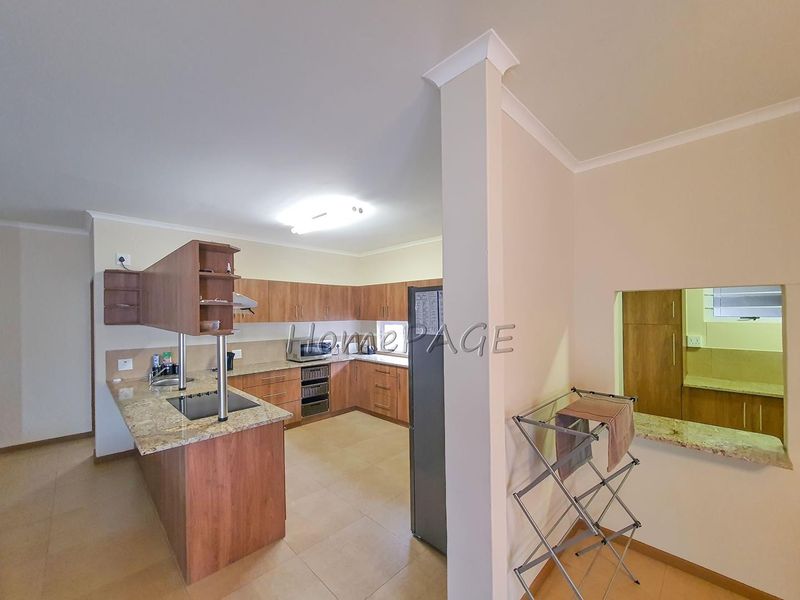 Ext 11, Henties Bay:  4 Bedr Entertainers dream is for Sale - Photo 7