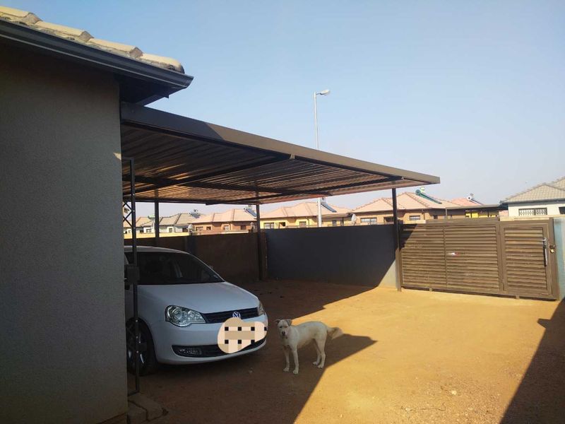 3 bedrooms house for sale in Soshanguve VV - Photo 3