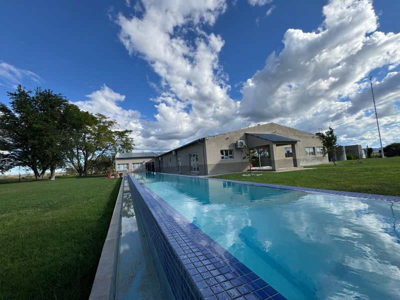 This 135 hectare agricultural plot near Otavi delivers exactly what serious buyers look for — strong water, usable land, and a comfortable, modern homestead. - Photo 8