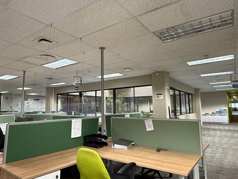 AAA-Grade fully fitted premium office space to let in Soho on Strand - Photo 10
