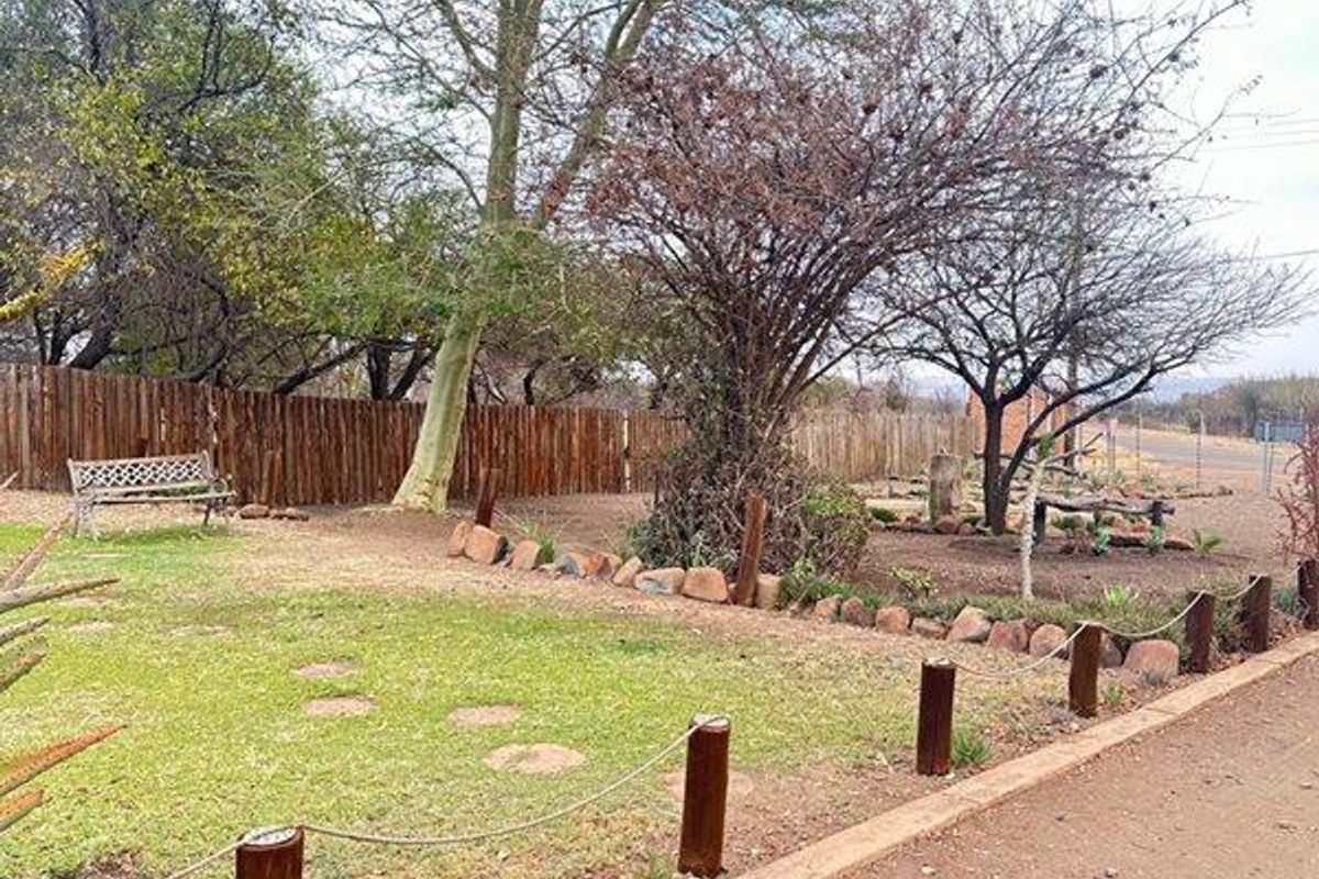 **A Rare Opportunity to Own a Piece of Paradise in Buffelsdrift Game Reserve** - Photo 2