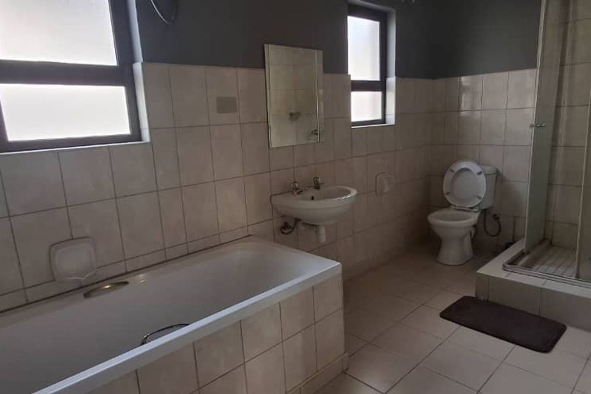 Ongwediva Lock up and Go - VIP Villas Flat - Photo 4