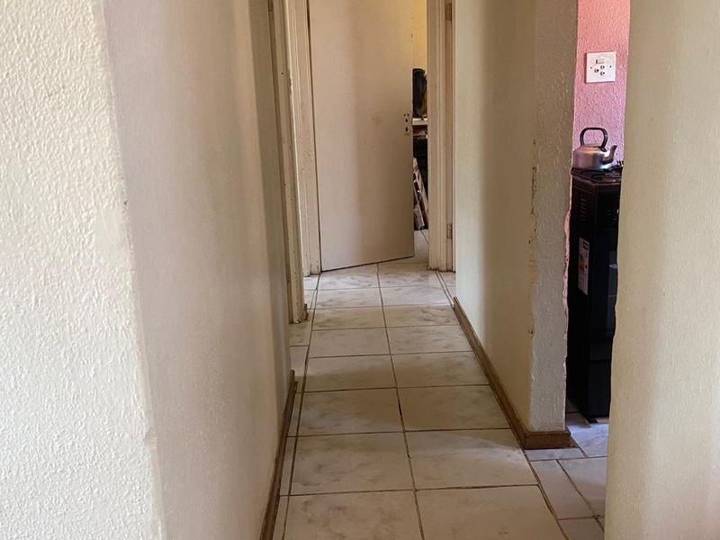 3 Bedroom House for sale - Photo 7