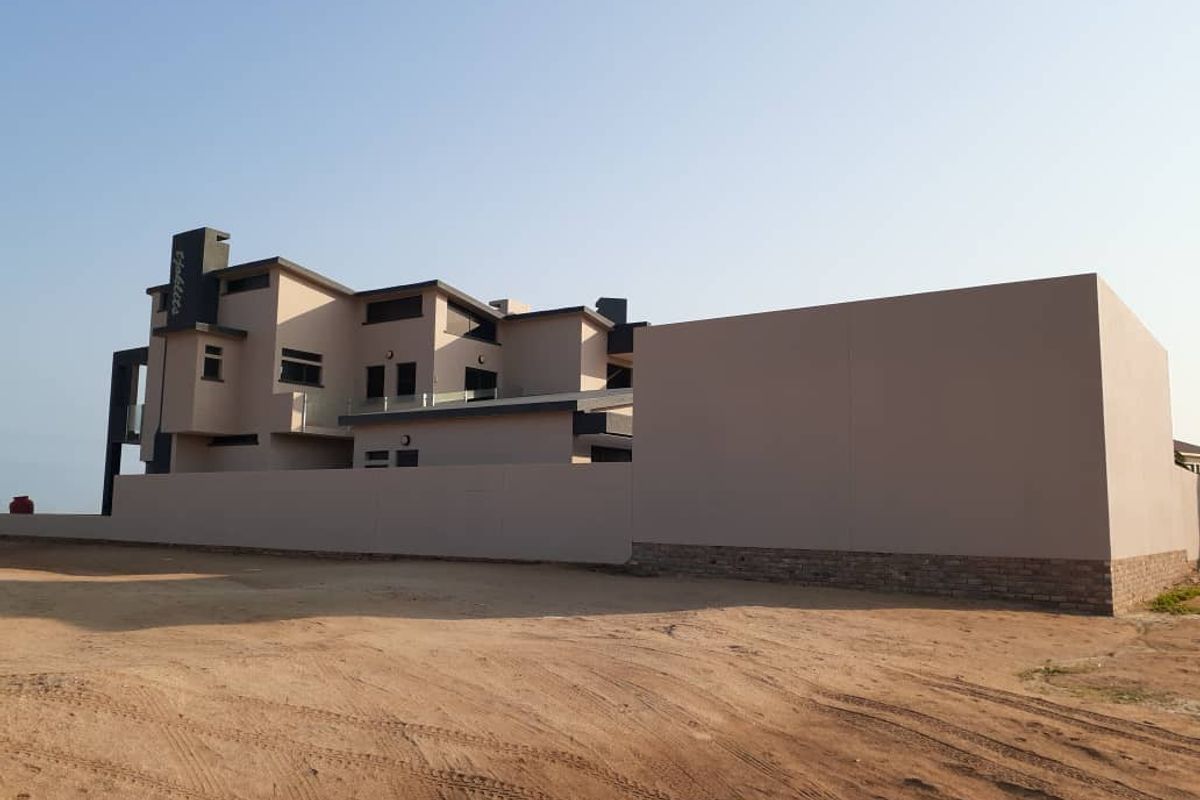 Gorgeous Seafront House for Sale in Henties Bay - South Dune – Namibia - Photo 3