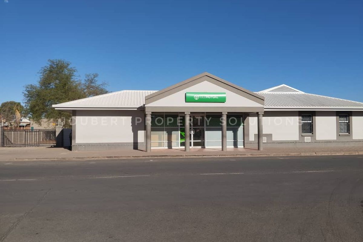 BUSINESS INVESTMENT PROPERTY FOR SALE IN MARIENTAL - NAMIBIA - Photo 4