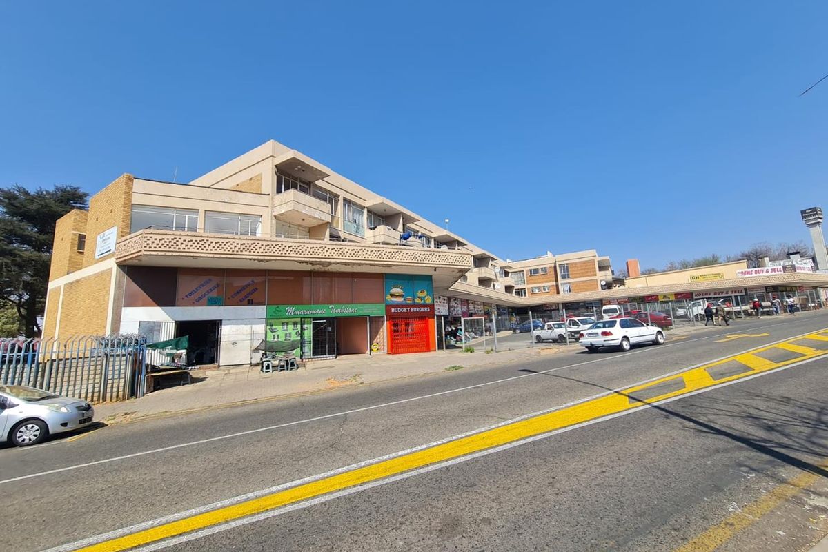 Prime Location: Low Vacancy, High Demand Property - Photo 4