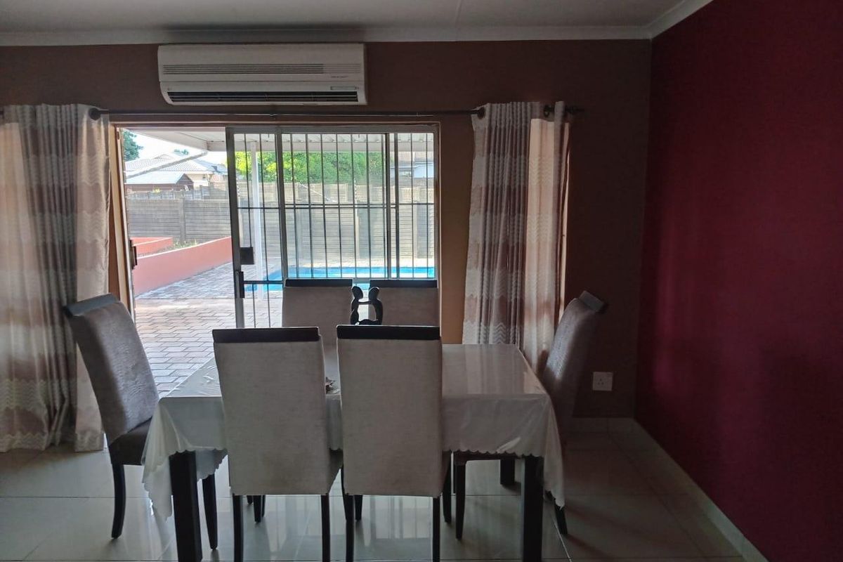 Step into a beautifully maintained and thoughtfully designed 4-bedroom home that offers the perfect blend of comfort, space, and modern convenience. - Photo 2