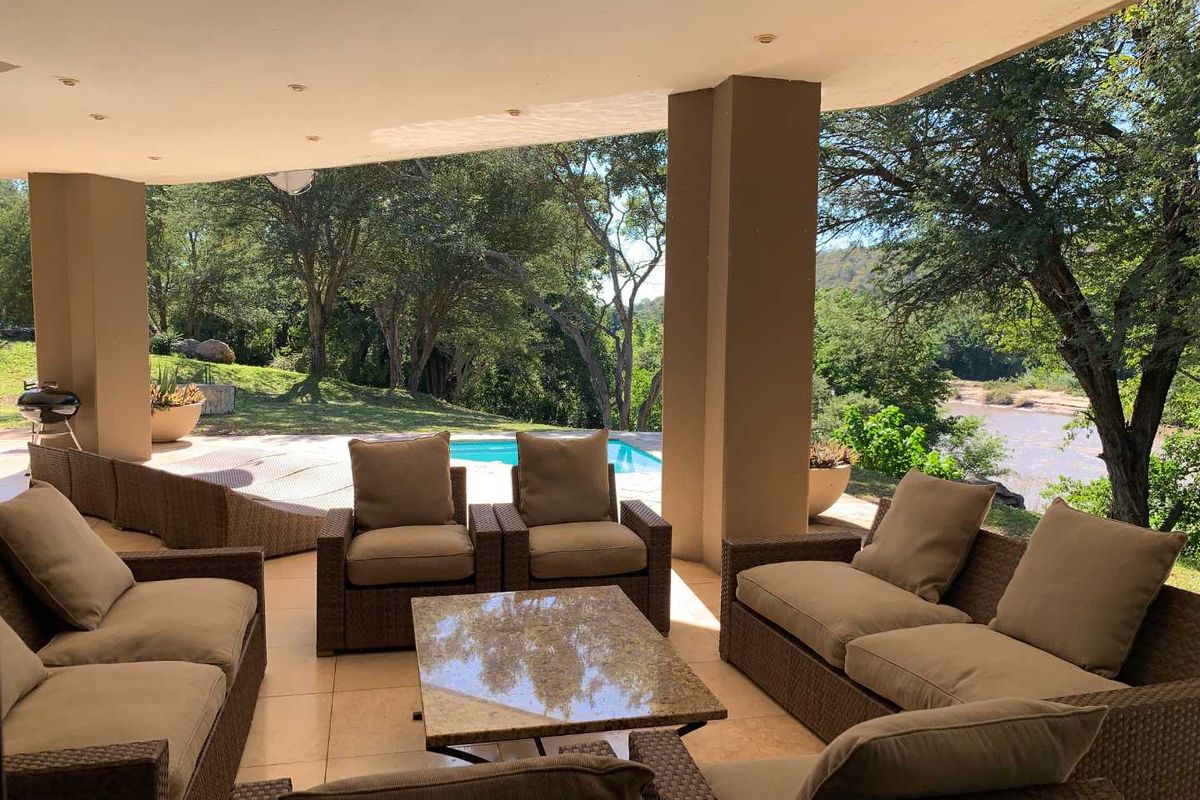 Beautiful 4-bedroom Villa Rental in Elephant Rock Eco Estate - Photo 4