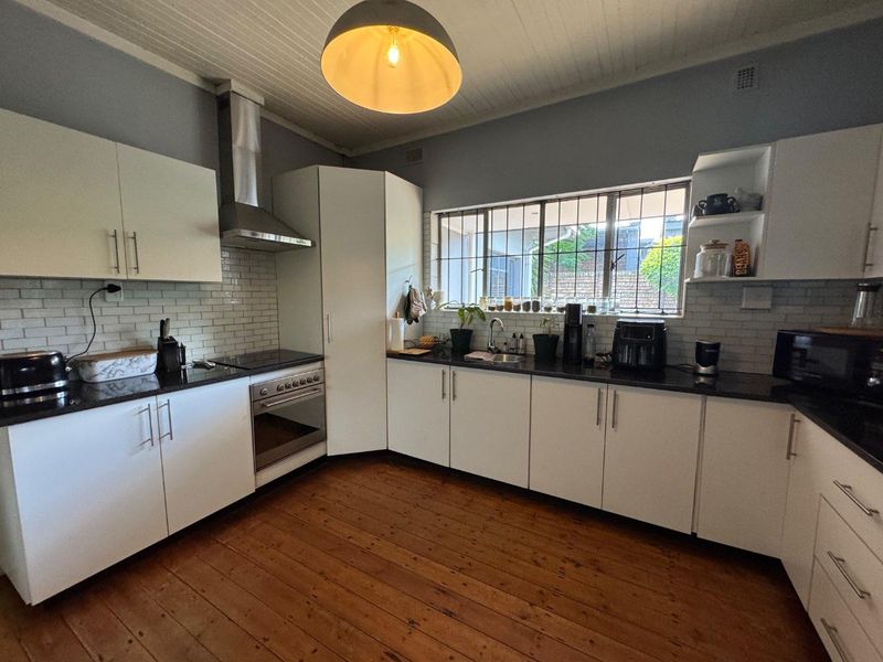 TRANQUIL FAMILY LIVING! - Photo 5