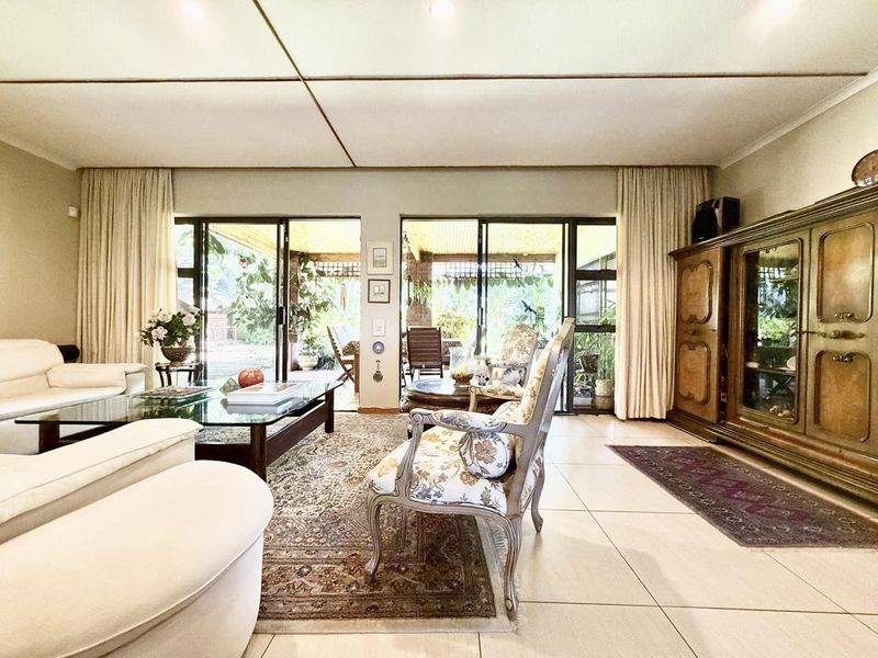 House For Sale in Windhoek West - Photo 8