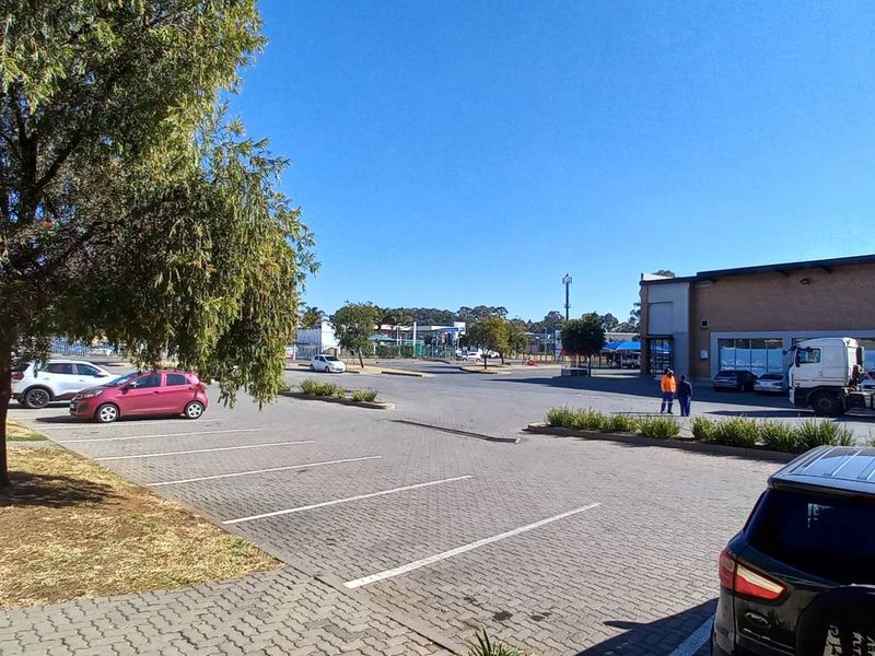 484m2 Germiston Retail/Office Space To Let - Photo 3