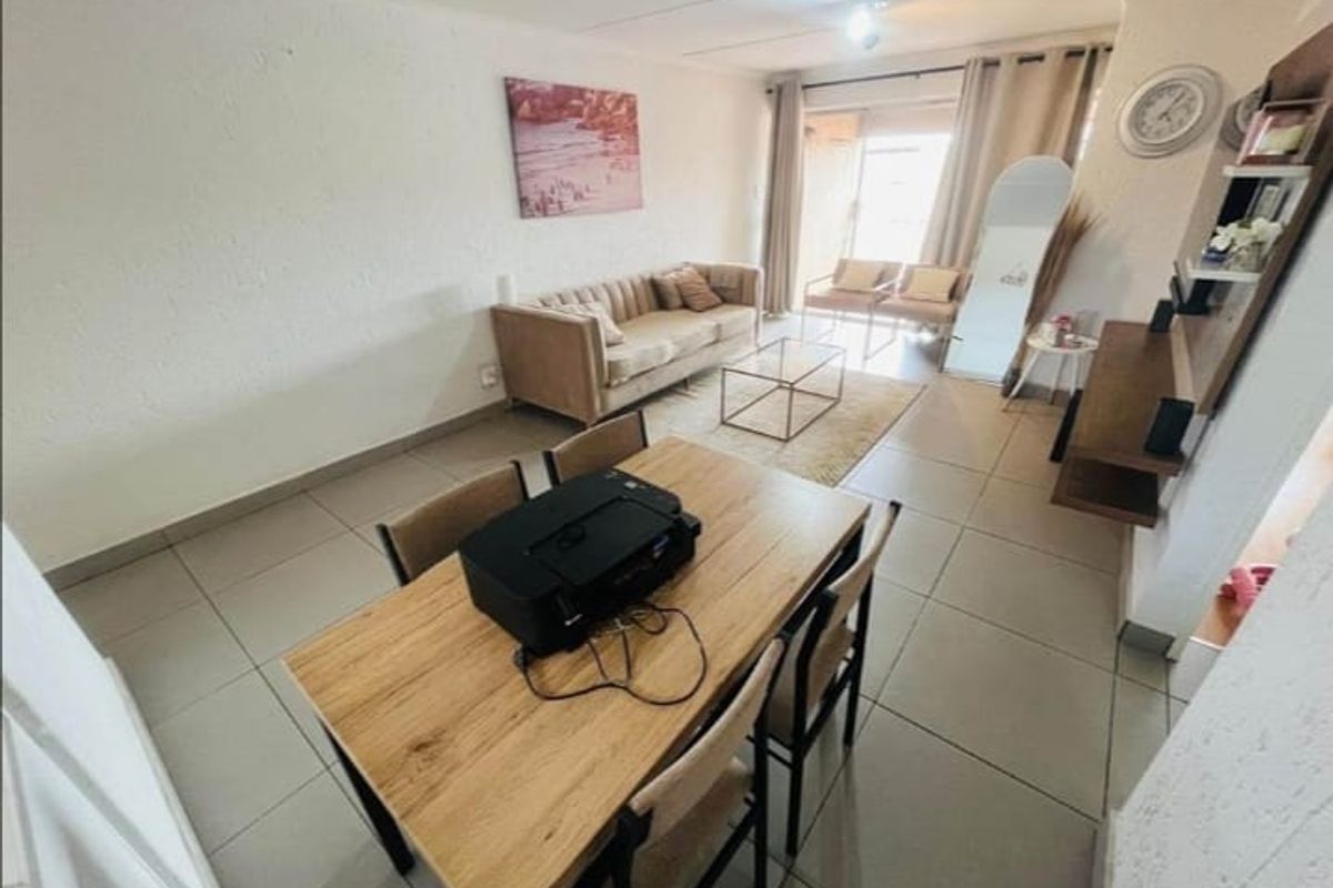 3 Bedroom Townhouse for Sale Mondeor Johannesburg South - Photo 5