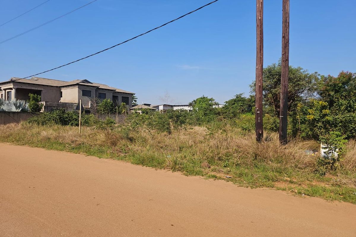 Bargain Double Stand Opportunity in Thohoyandou S - Photo 2