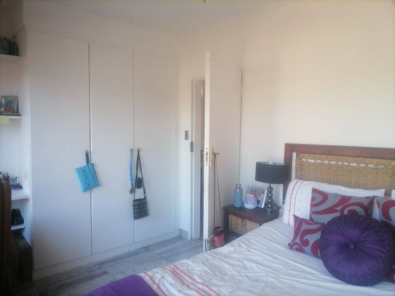 **Charming 3-Bedroom Townhouse for Sale in Thornbrook** - Photo 9