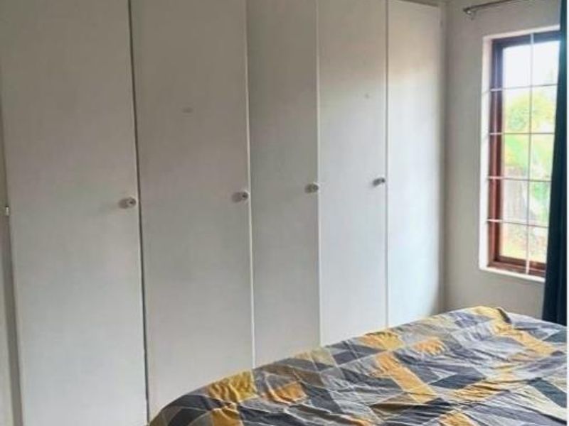 Two Bedroom Garden simplex To Let - Photo 7