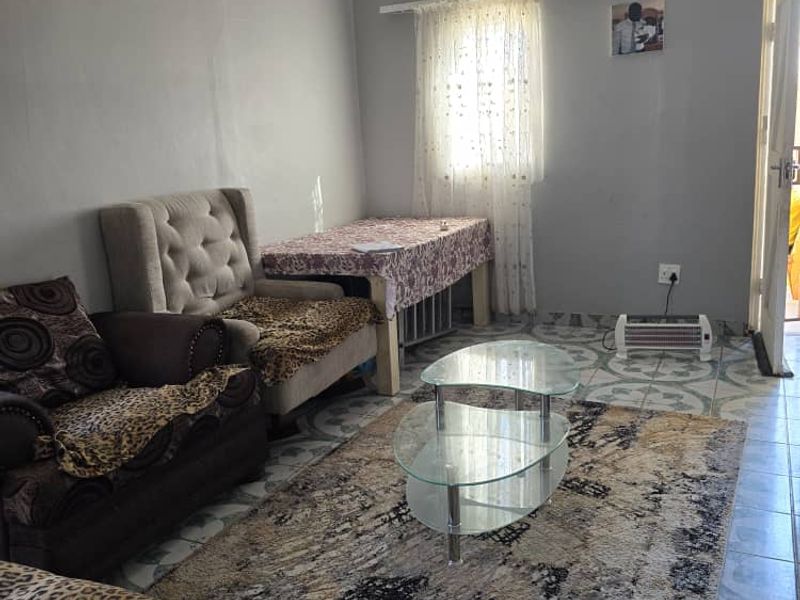 Invest in Versatility: Windhoek North : Home, Office, & Income Space! - Photo 10