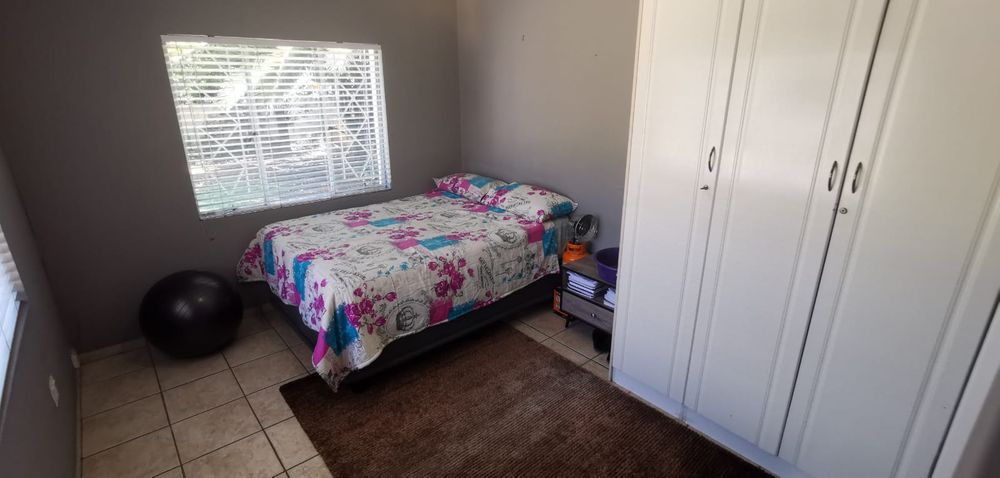 Flatlet Main bedroom