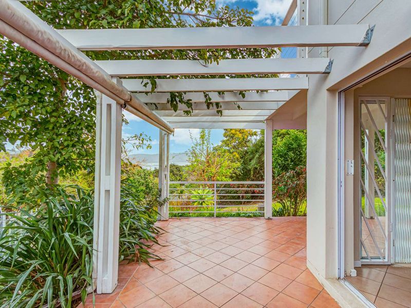 Charming two bedroom Townhouse with lagoon views in secure Knysna Estate - Photo 7