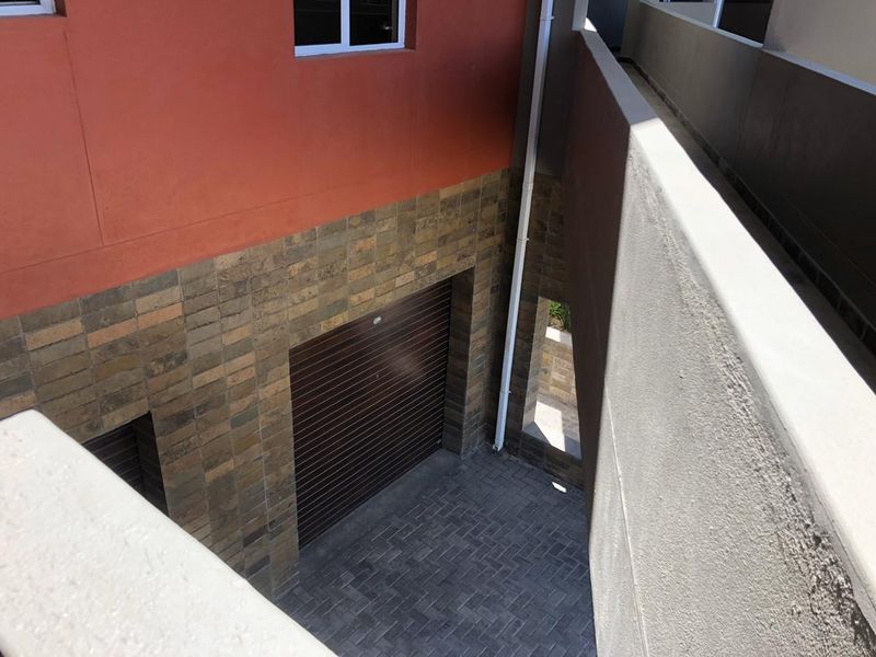 For Sale – Stylish 3-Bedroom Apartment in Dolphin View, Langstrand - Photo 2