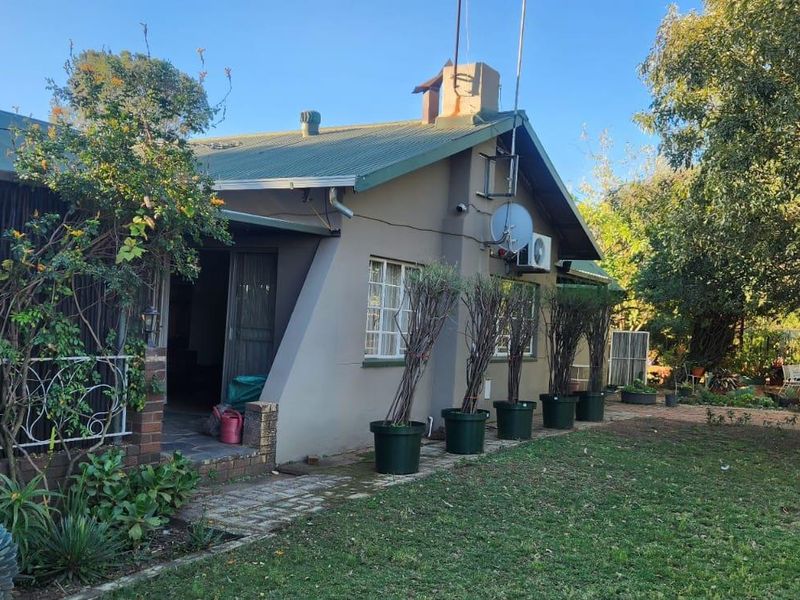 9.5 Hectares Farm for Sale - Do not miss this amazing opportunity it will not be around for long. - Photo 1