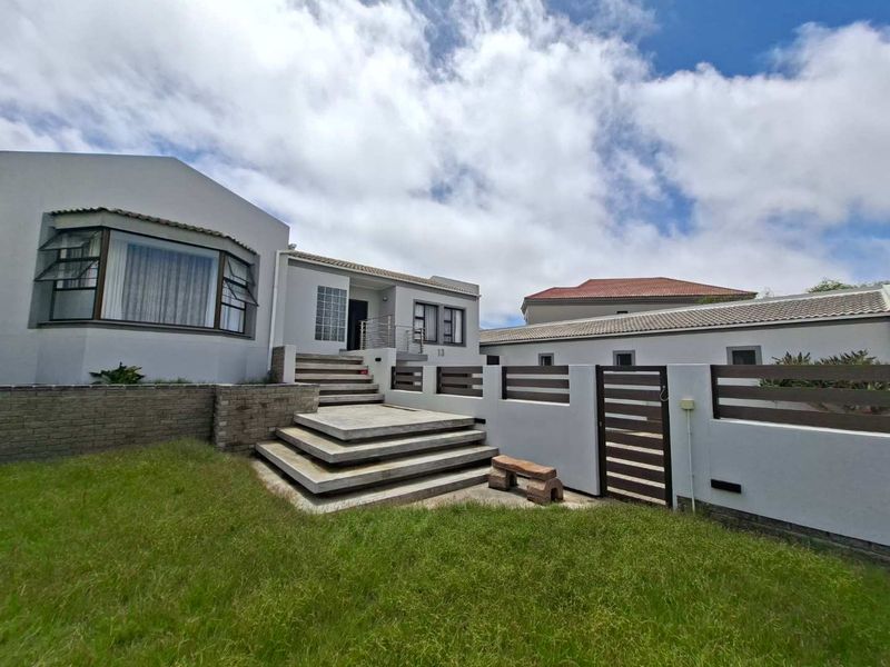 Location! Location! Location! - Photo 4