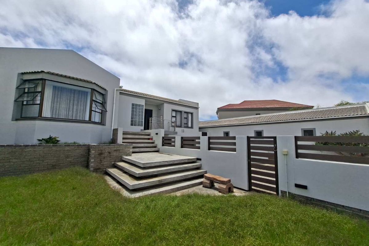 Location! Location! Location! - Photo 4