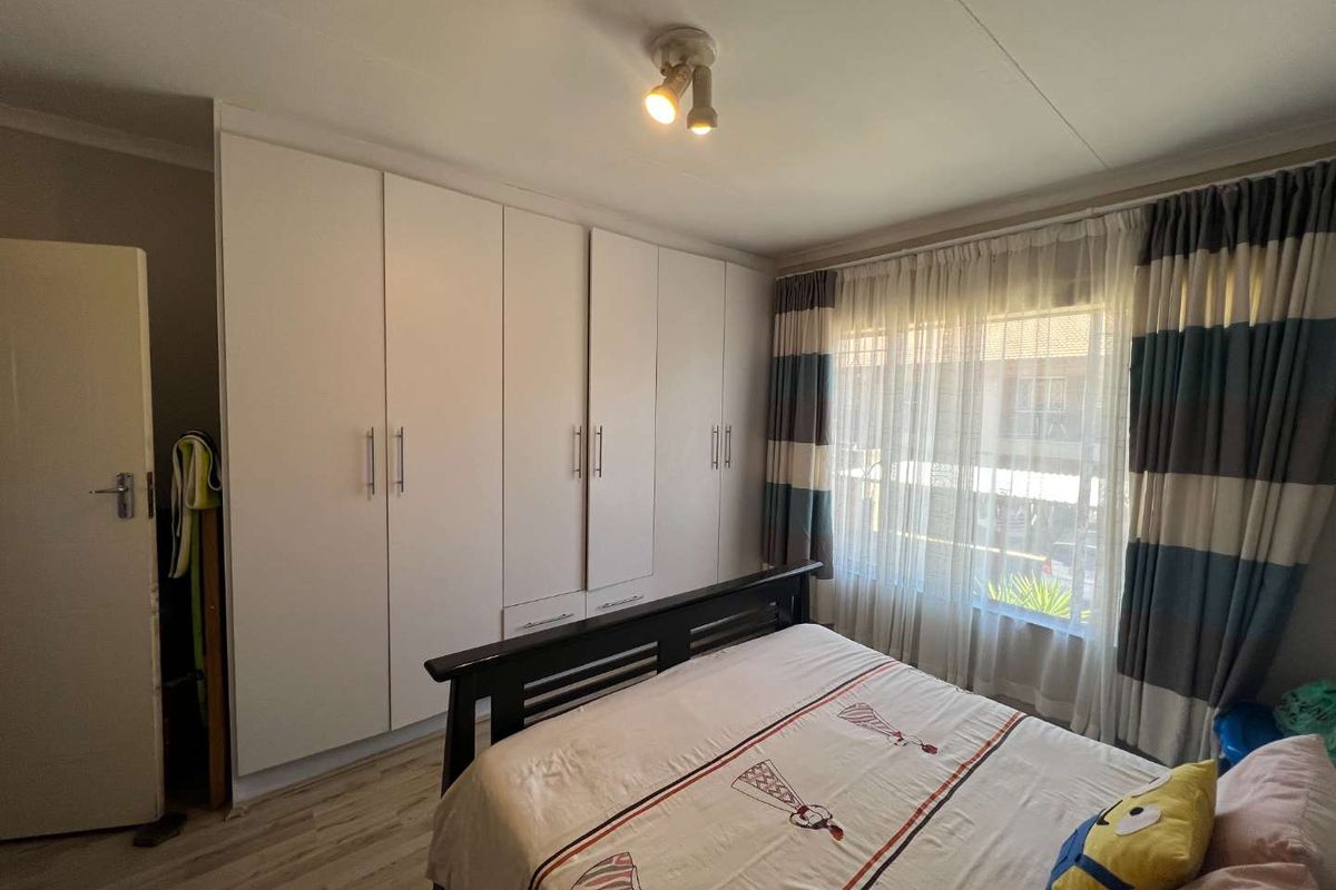 Ideal Family Apartment for Rent - Photo 4