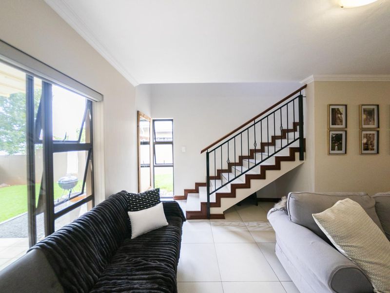 Full title Fully kitted Townhouse in Heritage Hill - Photo 6