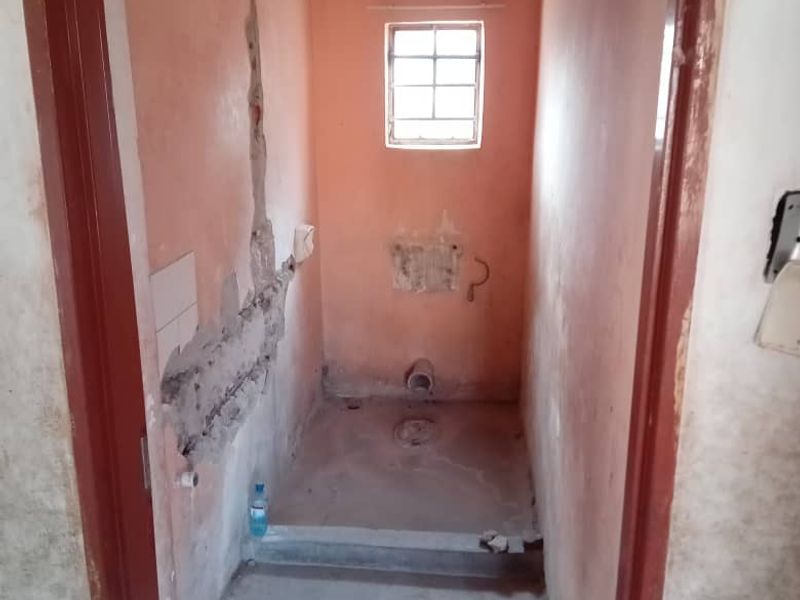 2-BEDROOM HOUSE(SIZED ERF), GROOTFONTEIN - Photo 4