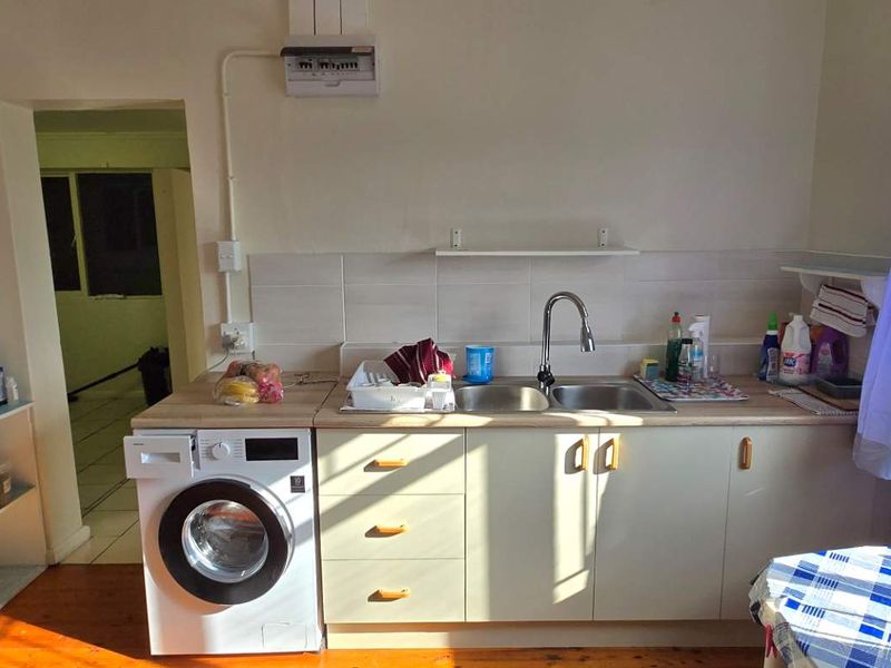 Charming Character Home with Bachelor Flat in the Heart of Gansbaai - Photo 8