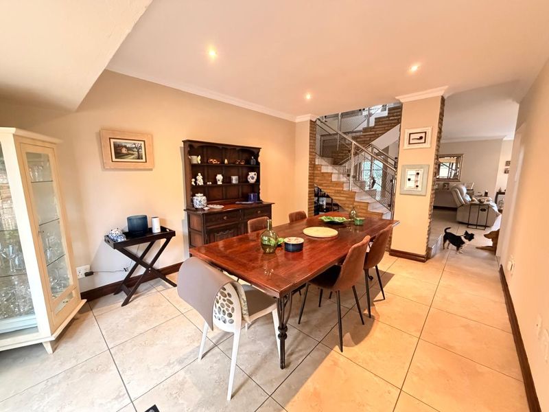 Sophisticated 4-Bedroom Double-Storey Cluster in Exclusive Ashley Gardens Estate - Photo 10