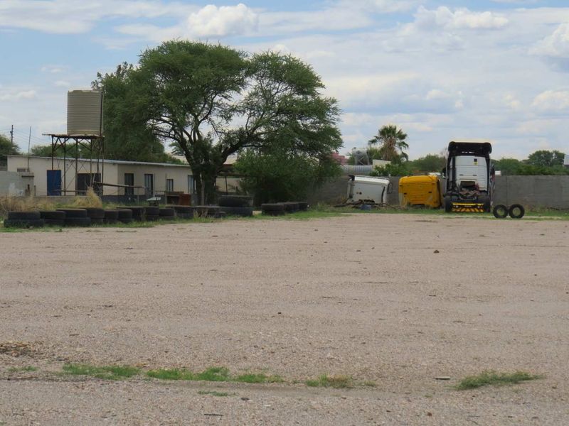 Industrial Property  & Warehouse - Photo 7