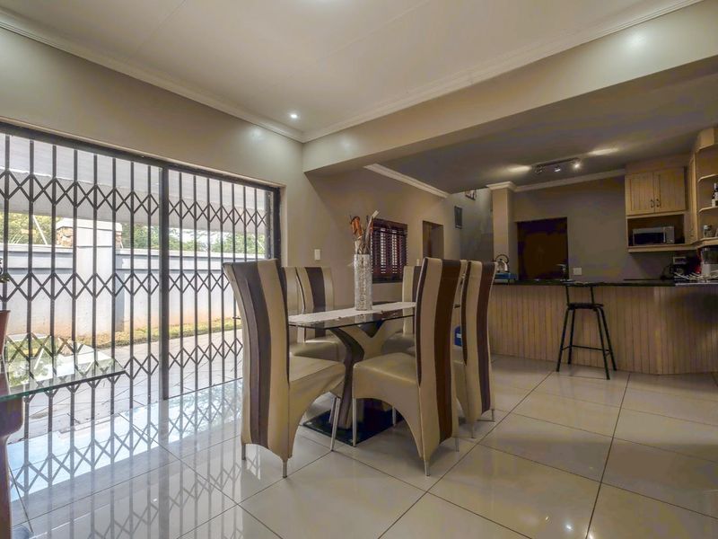 Four bedroom home in Security Estate - Olympus - Photo 5