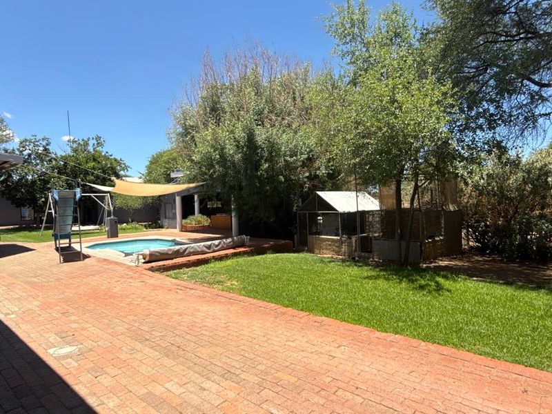 Two adjoining portions — sold together only (not sold separately). (±35 km South of Windhoek) - Photo 10